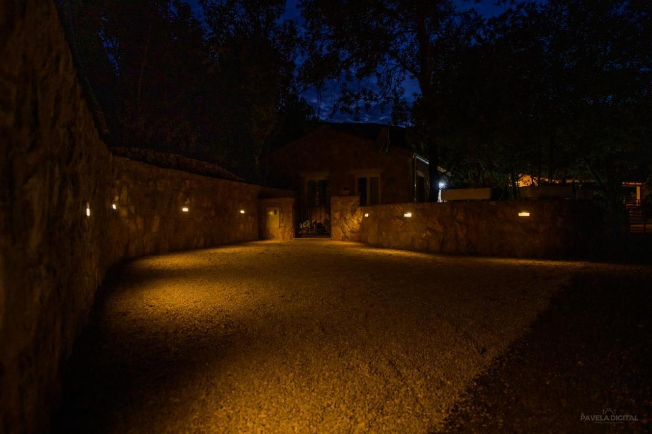 Stone House Leani Sveti Jakov Exterior foto